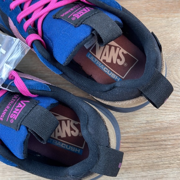 🌴🔆VANS- ALL WEATHER HIKING BIKING SNOW 🔆🌴 - Picture 8 of 12